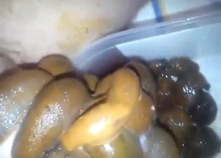 Slug pleasure with guy who loves that living mess